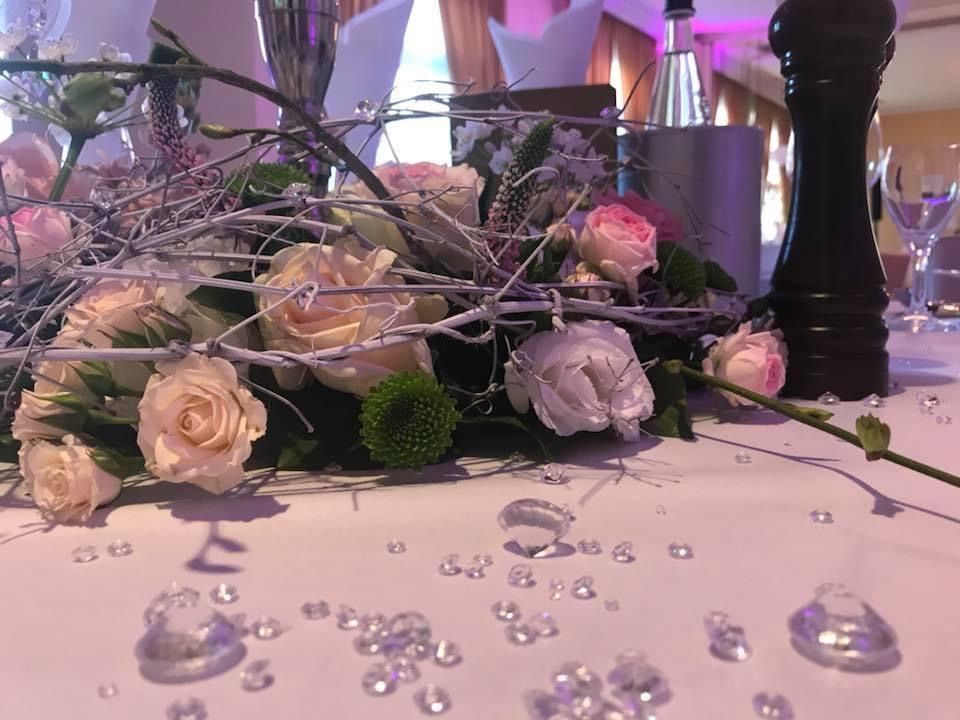 Blumendekoration im Restaurant Alte Herberge