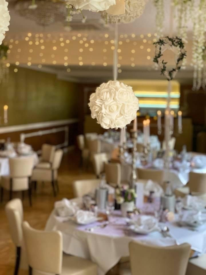 Dekoration im Hochzeitssaal